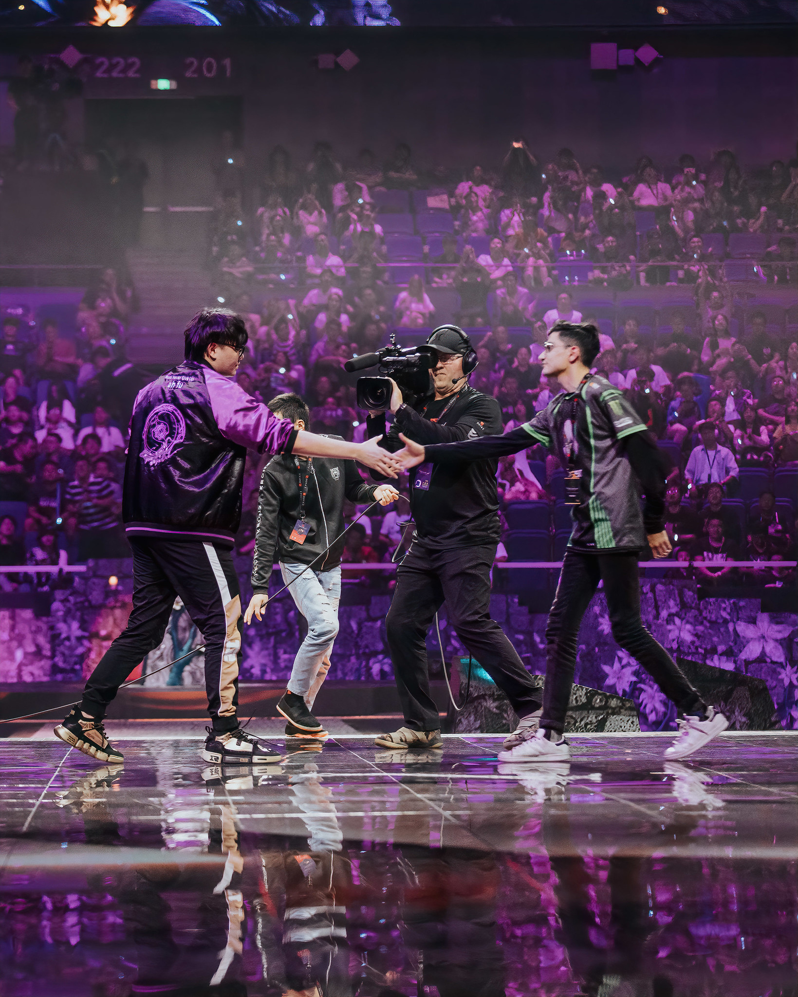 V5逆转PSG,Clozer一己之力扛起全队 V5逆转PSG,Clozer一己之力扛起全队