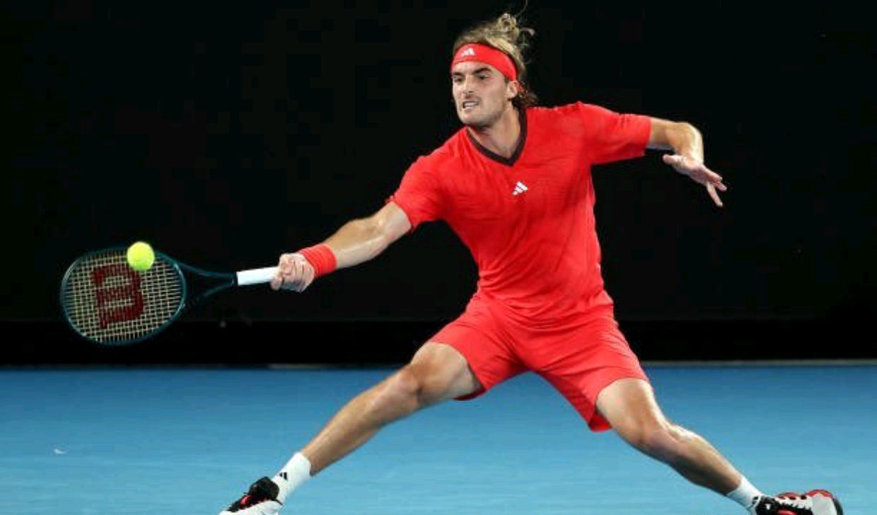 世界网球队翻盘意大利网球队,西西帕斯爆发神勇的简单介绍 世界网球队翻盘意大利网球队,西西帕斯爆发神勇的简单介绍