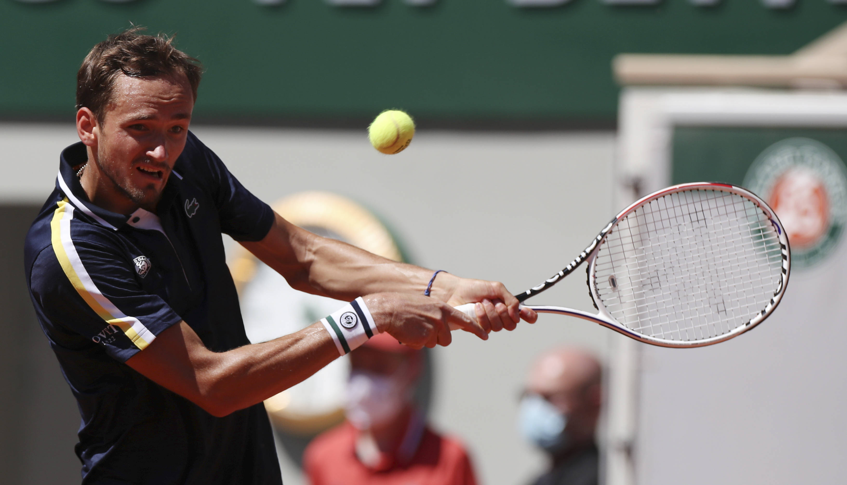 包含世界网球队轻取英国网球队,梅德韦杰夫关键制胜的词条 包含世界网球队轻取英国网球队,梅德韦杰夫关键制胜的词条