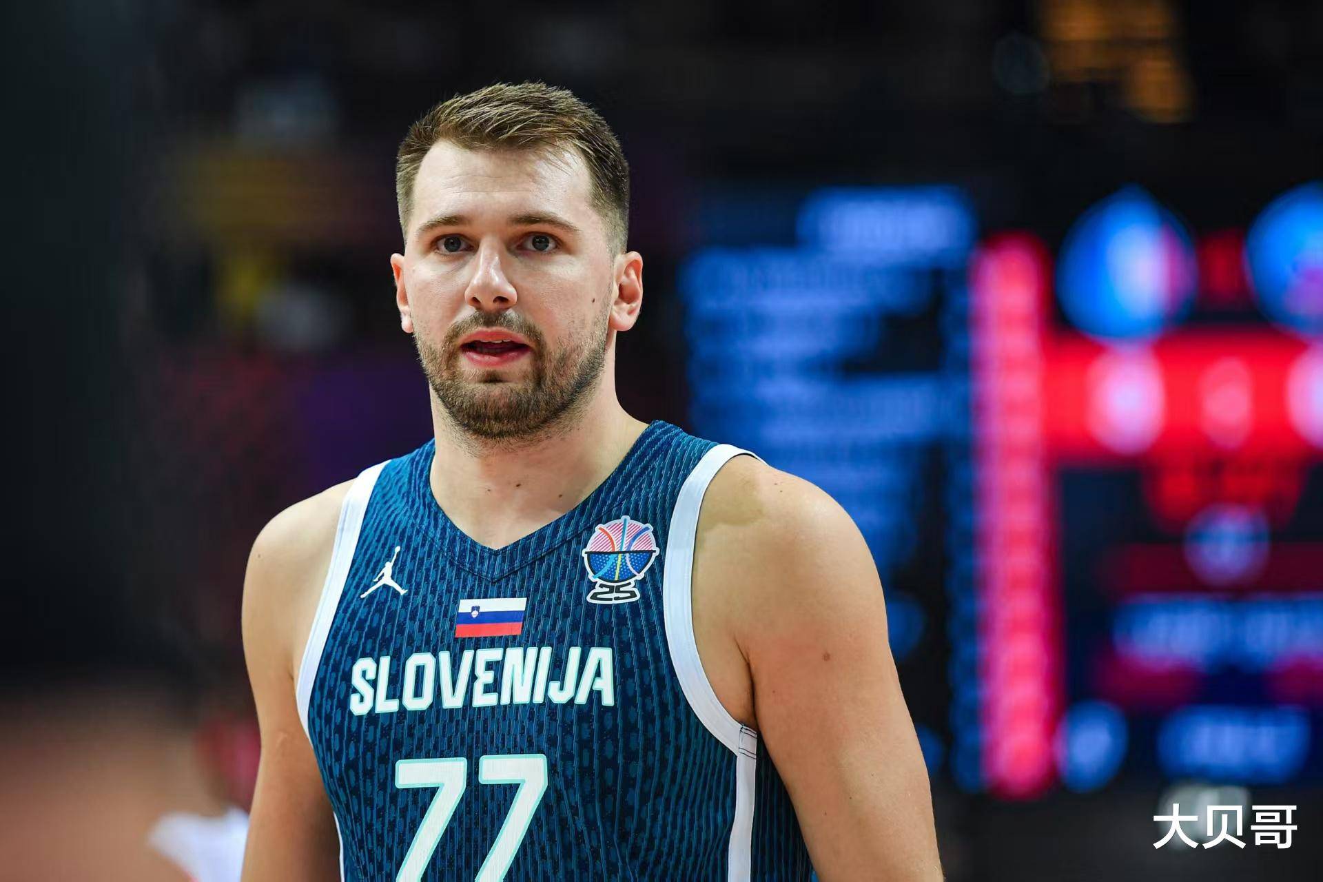 开云下载-尼克斯鏖战立陶宛男篮,东契奇爆发神勇