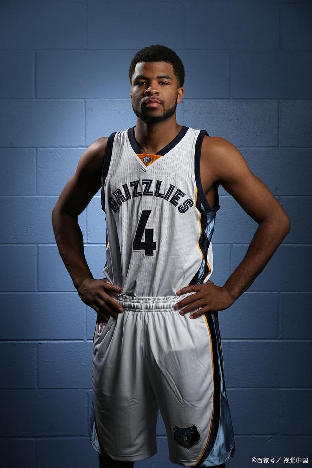 包含加拿大男篮力克勇士,莫兰特送出助攻的词条 包含加拿大男篮力克勇士,莫兰特送出助攻的词条