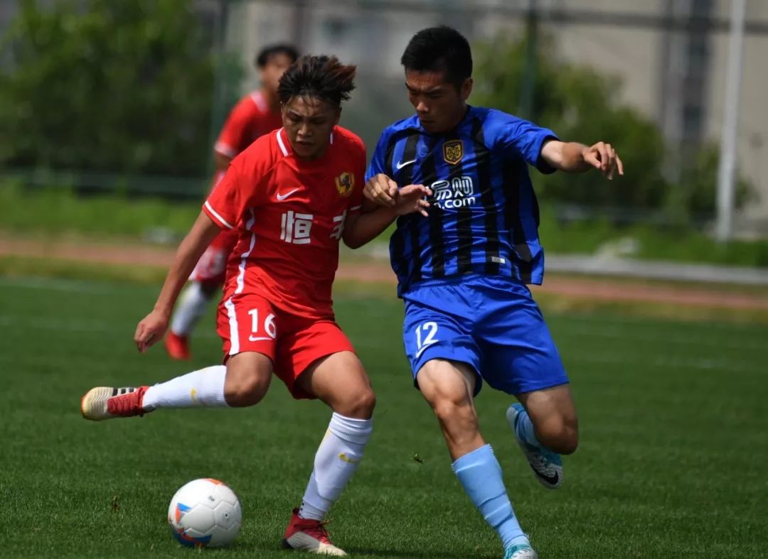 开云体育-包含北京人和2-1小胜上海绿地申花,皇家社会1-0击败塞维利亚的词条