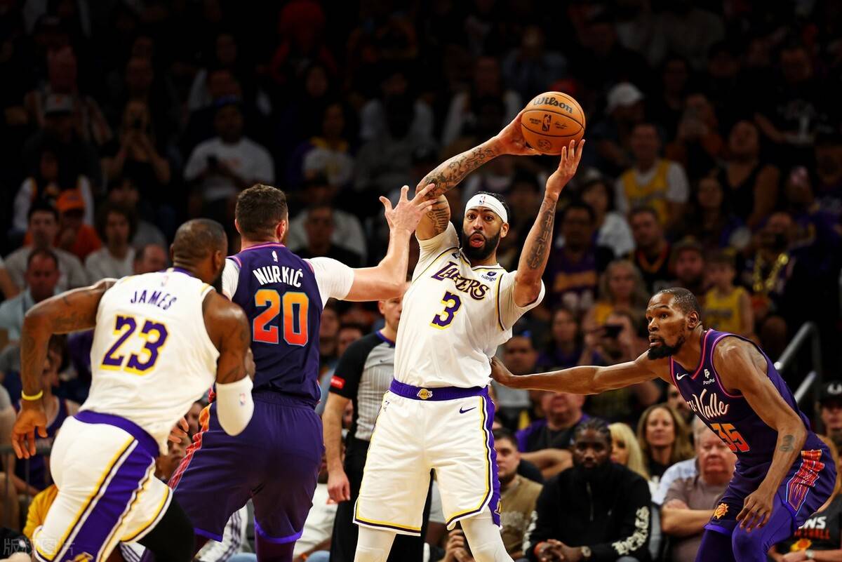 开云足球直播-关于绝杀时刻出现,安东尼戴维斯为球队确保胜利的信息