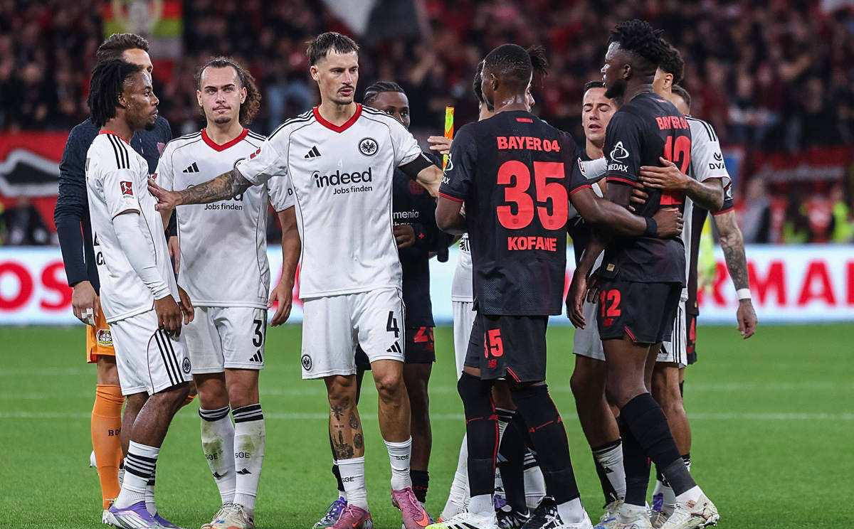 门兴格拉德巴赫主场告捷,重返欧冠争夺行列 门兴格拉德巴赫主场告捷,重返欧冠争夺行列