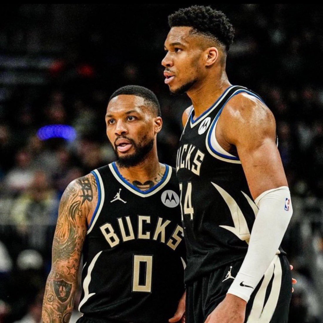 开云体育在线-雄鹿主场遭遇2连败,豪华阵容难掩困境的简单介绍