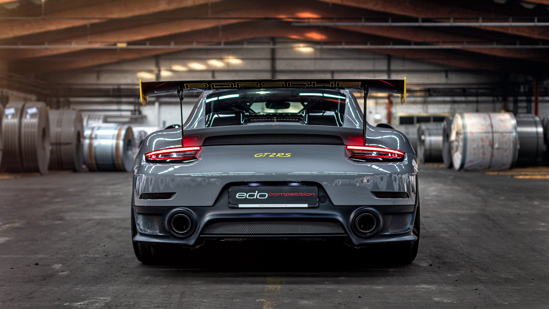 双重征服日,德国战车稳控欧冠轨道,弗拉霍维奇在F1街道上演极速统治