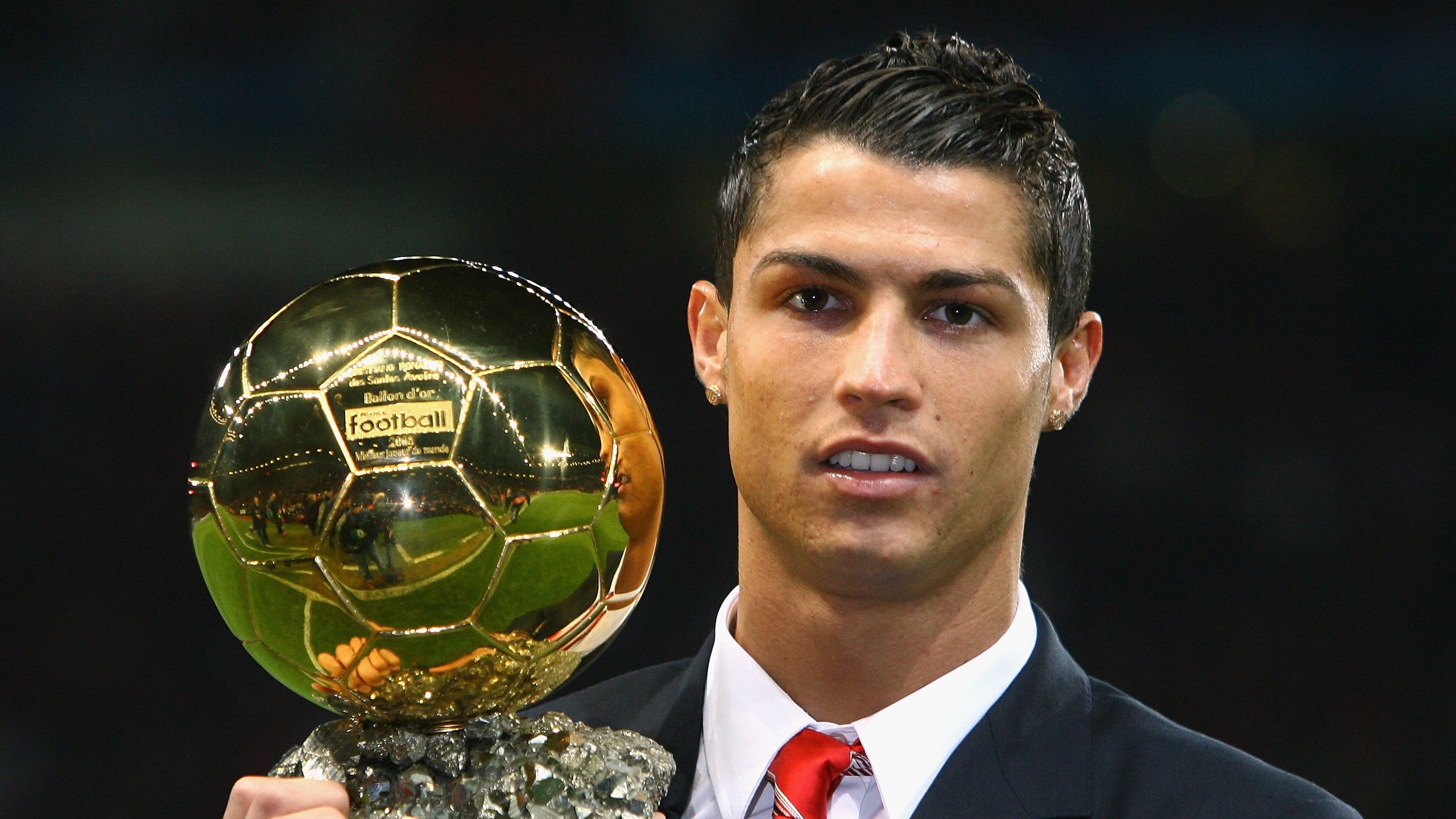 凯恩硬仗之王，从伊拉克绝杀到英格兰救赎，一个射手的双重史诗